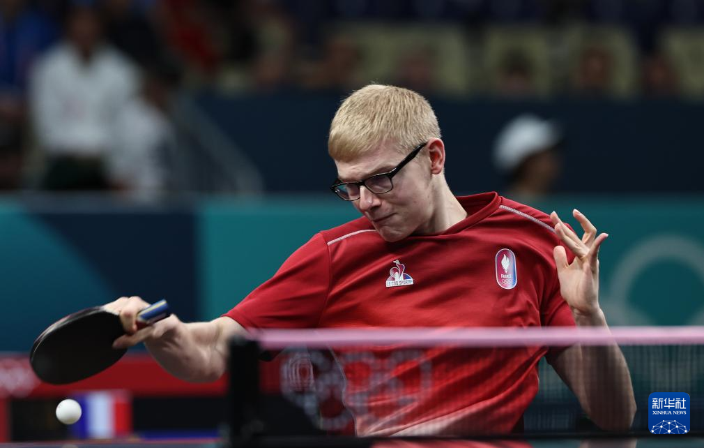 优势下陷入 优势下陷入