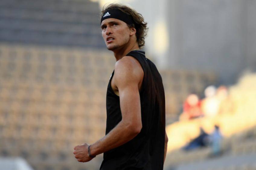 膝伤表示担 膝伤表示担