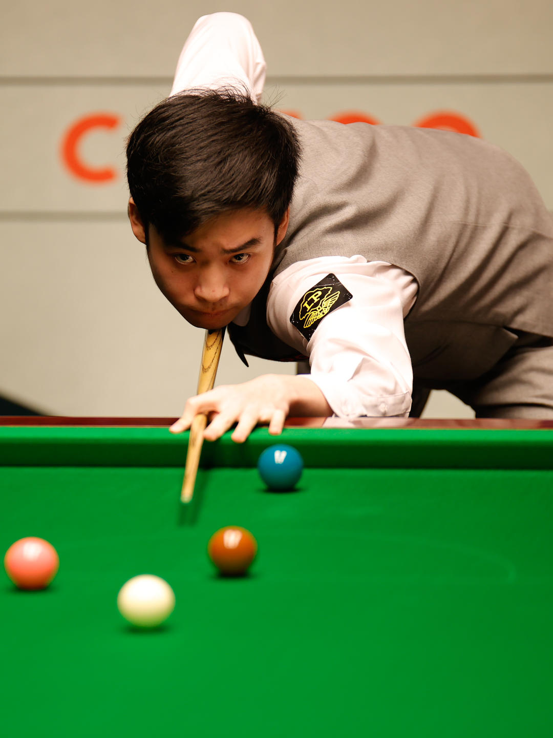 也有跳水中 也有跳水中